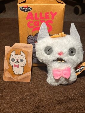 Alley Cats Fuggler Cheezee